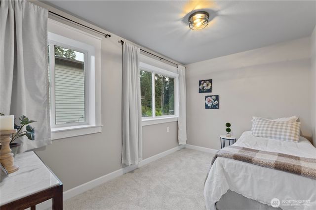 2207 186th Avenue E, Lake Tapps, WA 98391