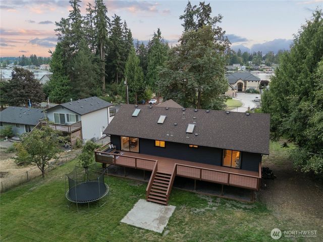 2207 186th Avenue E, Lake Tapps, WA 98391