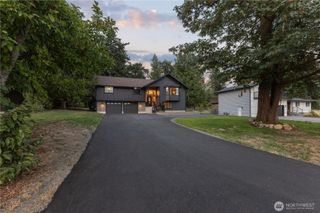 2207 186th Avenue E, Lake Tapps, WA 98391