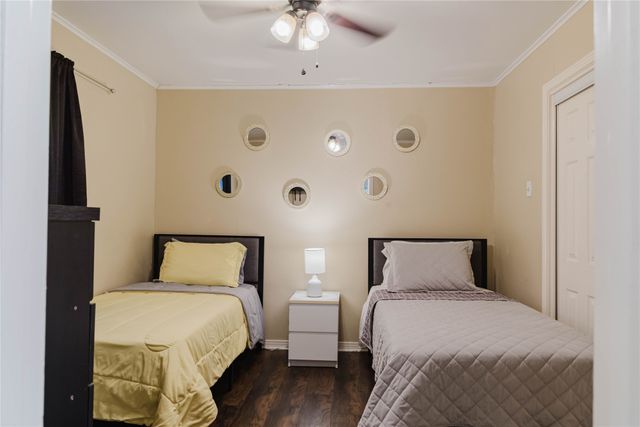 317 Willow Wood Lane, Desoto, TX 75115