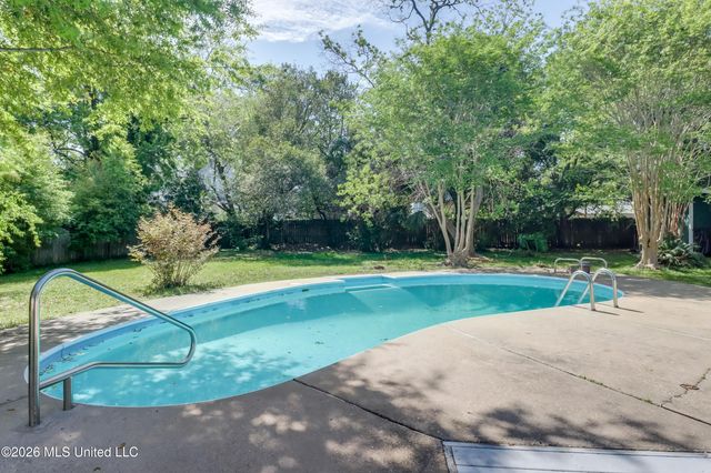 131 Suter Place, Biloxi, MS 39530