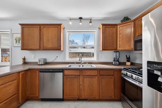 1915 SHERIDAN STREET, Oshkosh, WI 54901