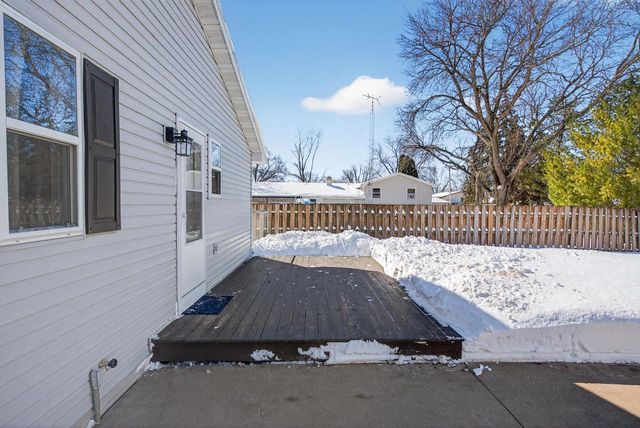 1915 SHERIDAN STREET, Oshkosh, WI 54901