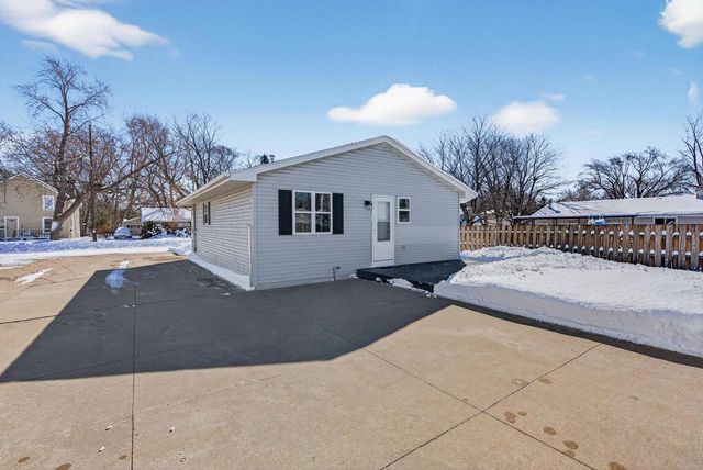 1915 SHERIDAN STREET, Oshkosh, WI 54901