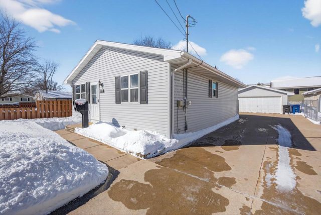 1915 SHERIDAN STREET, Oshkosh, WI 54901