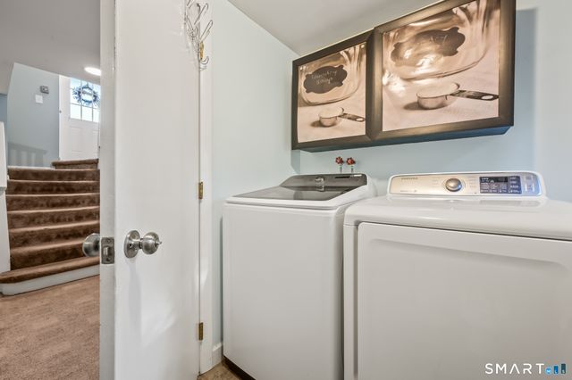 31 Oxford Drive, Glastonbury, CT 06033