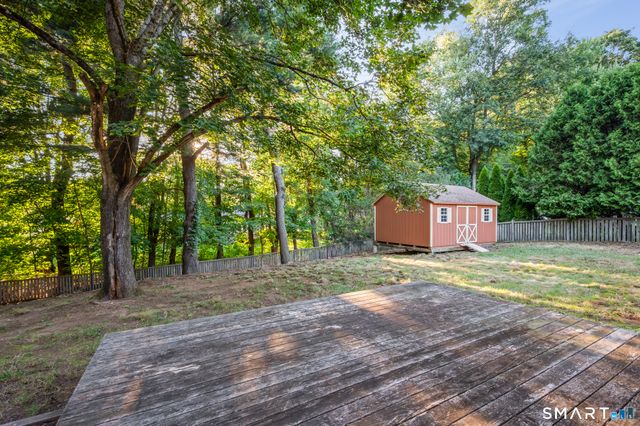 31 Oxford Drive, Glastonbury, CT 06033