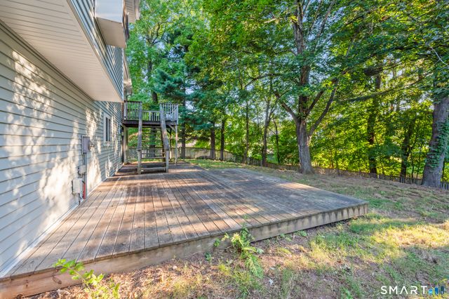 31 Oxford Drive, Glastonbury, CT 06033