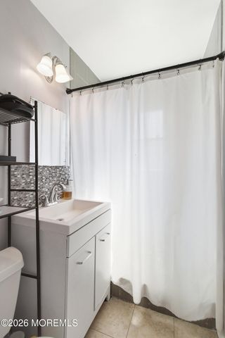 817 Shore Concourse, Keyport, NJ 07735