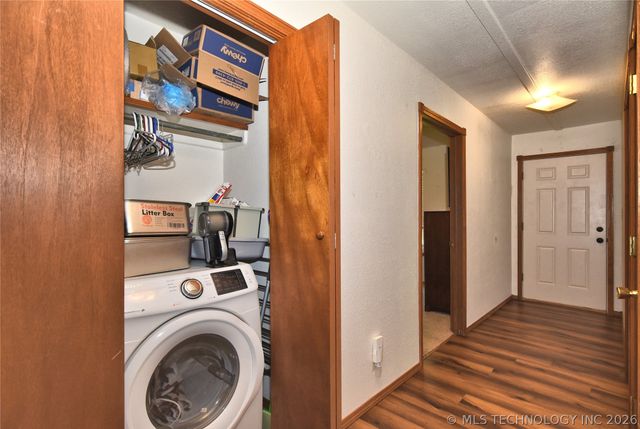 6108 S 42nd West Avenue, Sapulpa, OK 74132