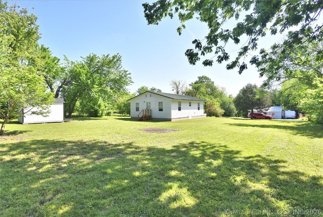 6108 S 42nd West Avenue, Sapulpa, OK 74132