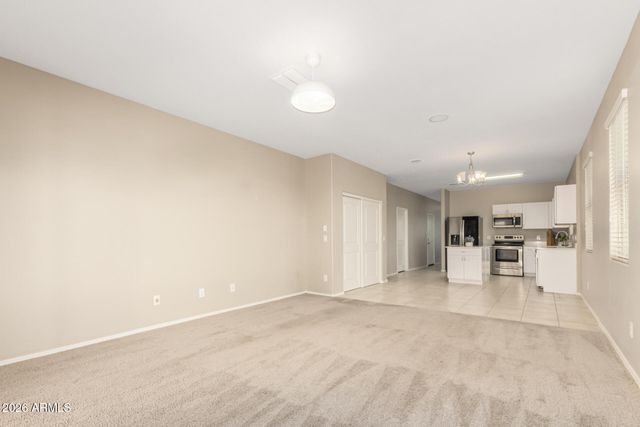 2926 W KOWALSKY Lane, Phoenix, AZ 85041