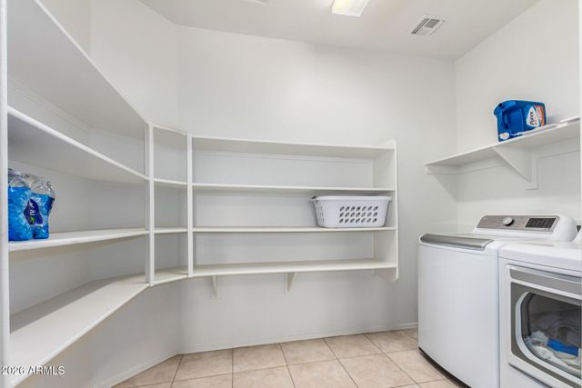 2926 W KOWALSKY Lane, Phoenix, AZ 85041