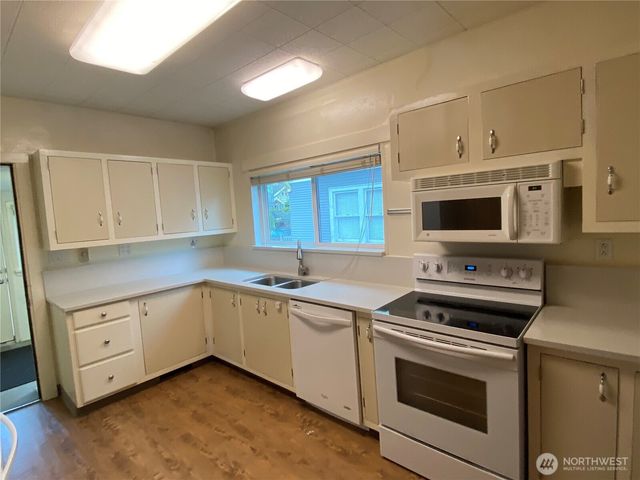 809 NE 62nd Street, Seattle, WA 98115