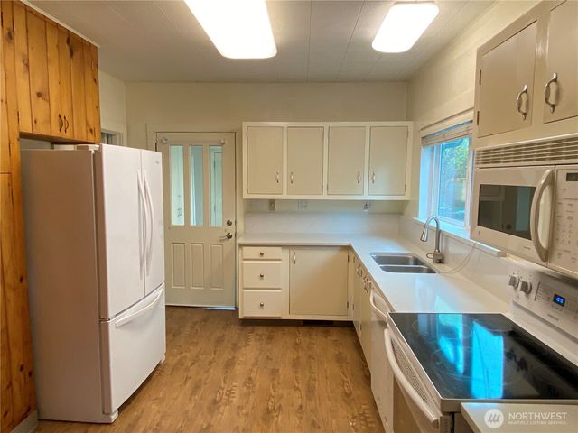 809 NE 62nd Street, Seattle, WA 98115