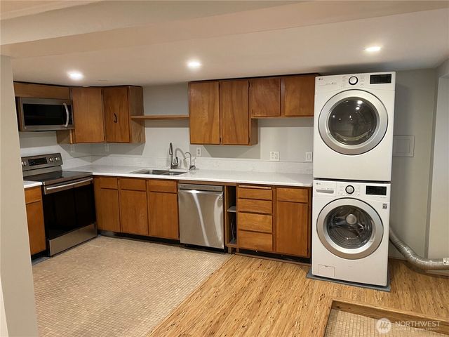 809 NE 62nd Street, Seattle, WA 98115