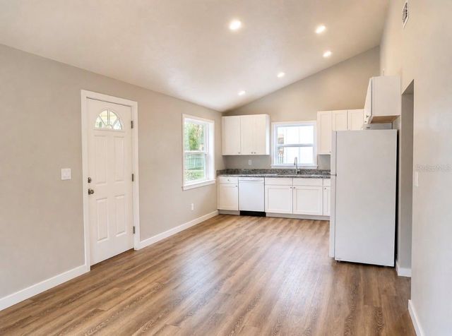 351 N MAIN AVENUE, Groveland, FL 34736