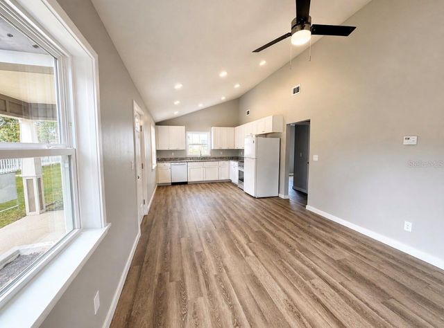 351 N MAIN AVENUE, Groveland, FL 34736
