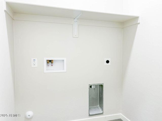 9125 W REVENTON Drive, Arizona City, AZ 85123