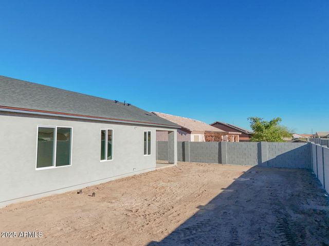 9125 W REVENTON Drive, Arizona City, AZ 85123