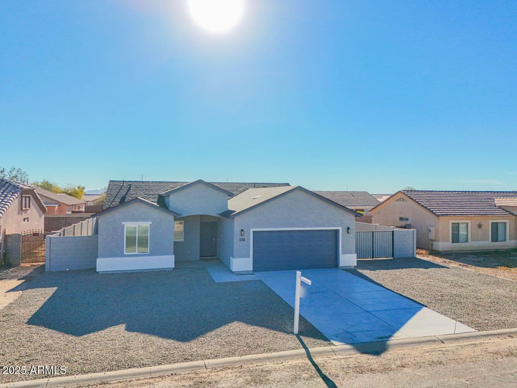 9125 W REVENTON Drive, Arizona City, AZ 85123