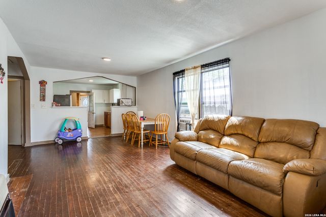 446 Blue Bonnet St., San Antonio, TX 78202