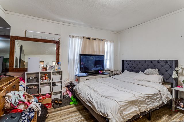 446 Blue Bonnet St., San Antonio, TX 78202