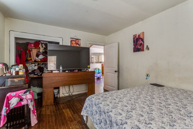 446 Blue Bonnet St., San Antonio, TX 78202