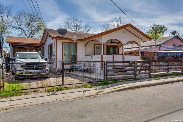 446 Blue Bonnet St., San Antonio, TX 78202