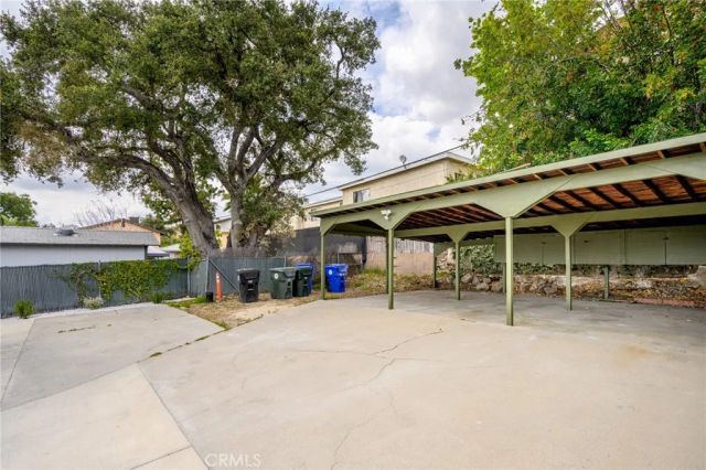 2519 Manhattan Avenue, Montrose, CA 91020