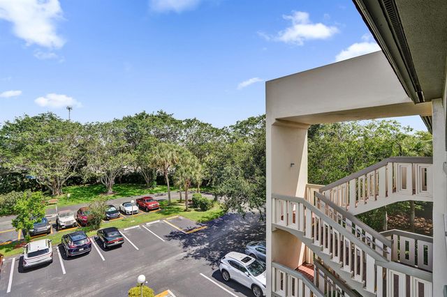 1501 Cayman Way C4, Coconut Creek, FL 33066