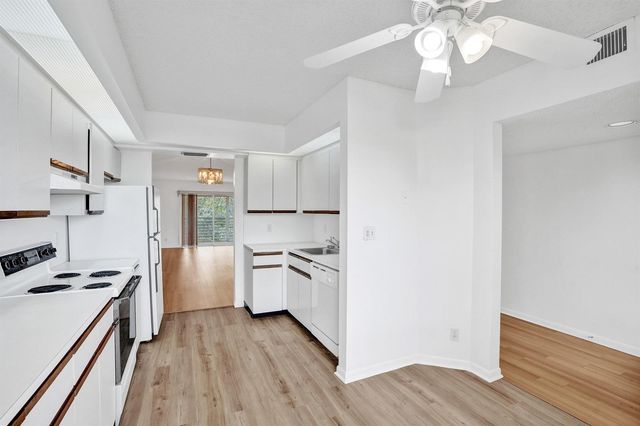 1501 Cayman Way C4, Coconut Creek, FL 33066