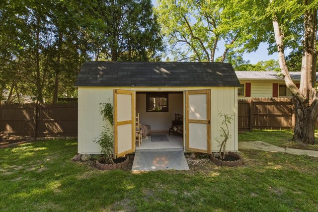 603 Spring STREET, Lake Geneva, WI 53147