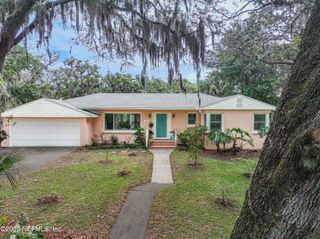 1860 HIGHLAND Drive, Fernandina Beach, FL 32034