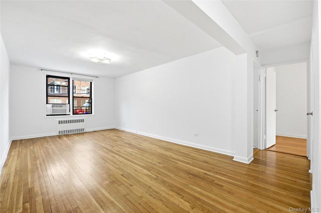 102-12 65th Avenue D17, Forest Hills, NY 11375