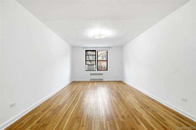 102-12 65th Avenue D17, Forest Hills, NY 11375