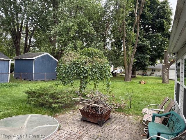 2848 Edna Jane Drive, Auburn Hills, MI 48326