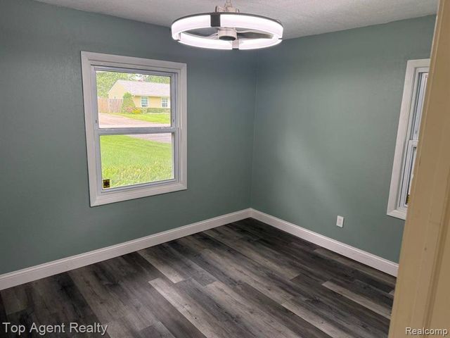 2848 Edna Jane Drive, Auburn Hills, MI 48326