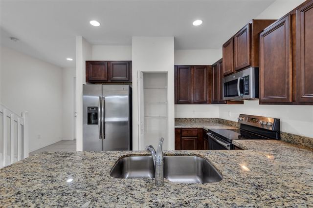 4234 N Dixie Highway 122, Oakland Park, FL 33334