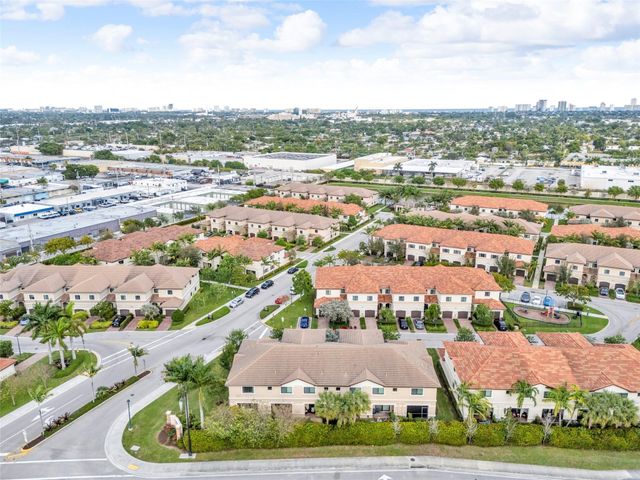 4234 N Dixie Highway 122, Oakland Park, FL 33334