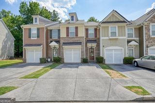 2045 Lakeshore Overlook Drive NW, Kennesaw, GA 30152