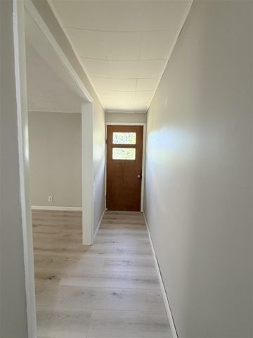 391 N Briggs Road, Middleville, MI 49333