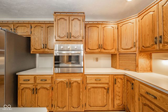 218 W Beech Lane, Alexandria, IN 46001