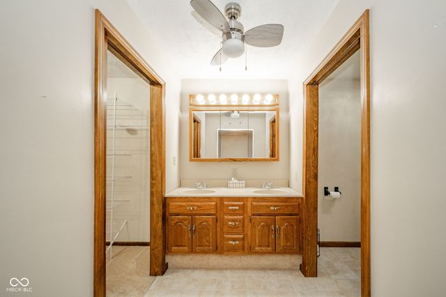 218 W Beech Lane, Alexandria, IN 46001