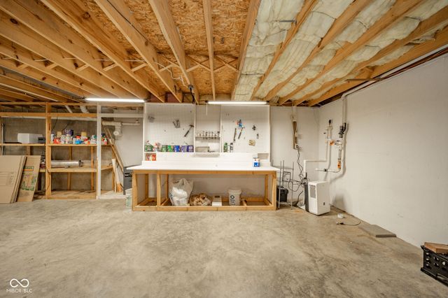 218 W Beech Lane, Alexandria, IN 46001