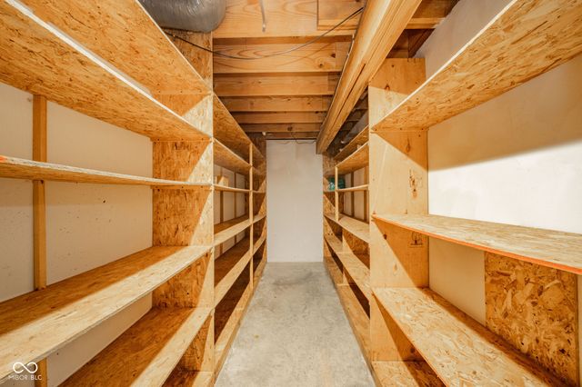 218 W Beech Lane, Alexandria, IN 46001