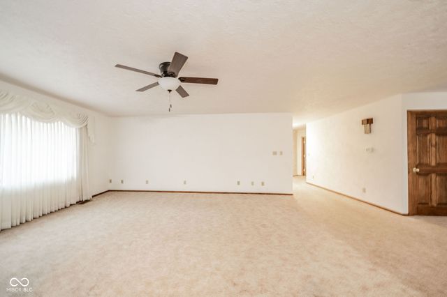 218 W Beech Lane, Alexandria, IN 46001