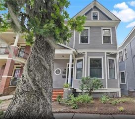 2114 Lincoln Street, Savannah, GA 31401