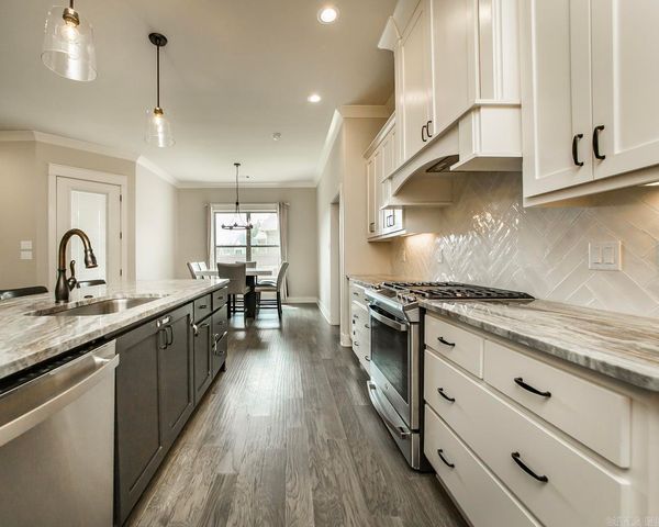 837 Oak Forest Circle, Sherwood, AR 72120