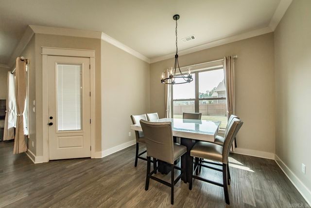 837 Oak Forest Circle, Sherwood, AR 72120